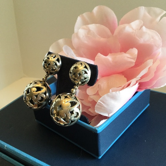 πΊπ΅Designer S/S EarringsπΊπ΅ - Picture 3 of 6